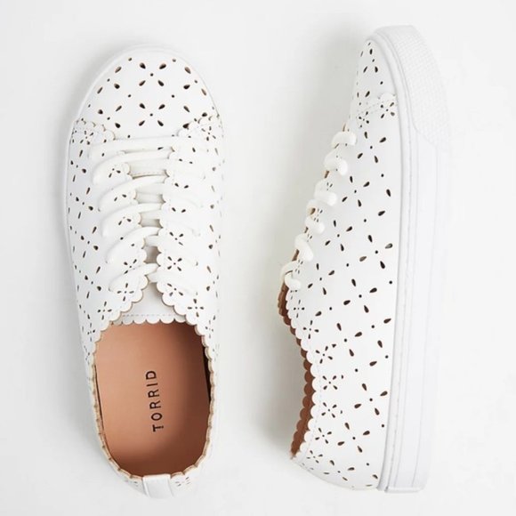 torrid Shoes - Torrid White Faux Leather Laser Cut Lace Up Sneakers Sz 10.5 Wide